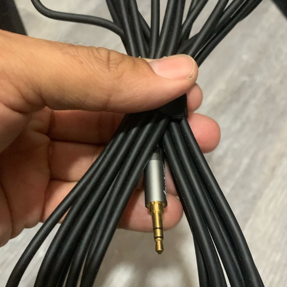 Aux cord 3.5 mini jack 15 ft new 
2 cord set - Picture 2 of 4